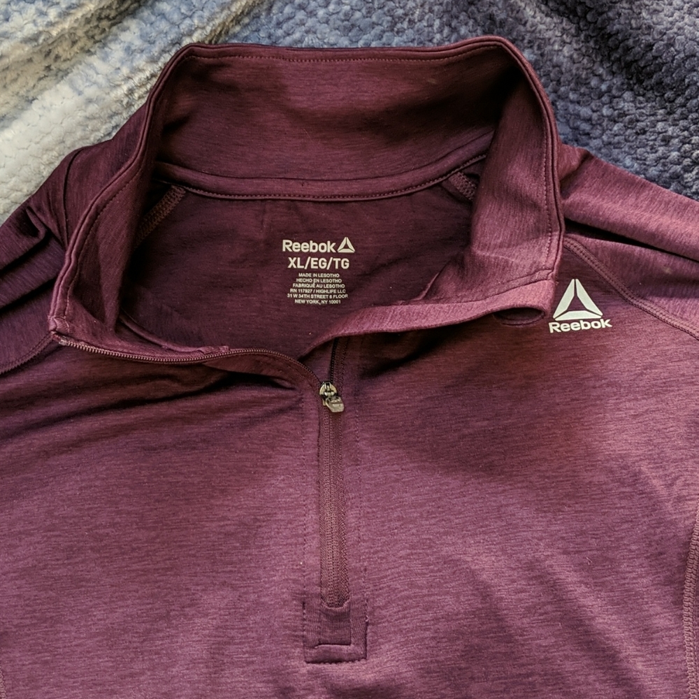 Reebok Women’s Quarter Zip XL Purple Top